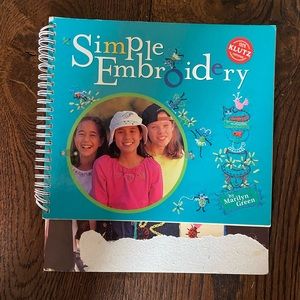 Simple Embroidery by Marilyn Green Book Craft Guide